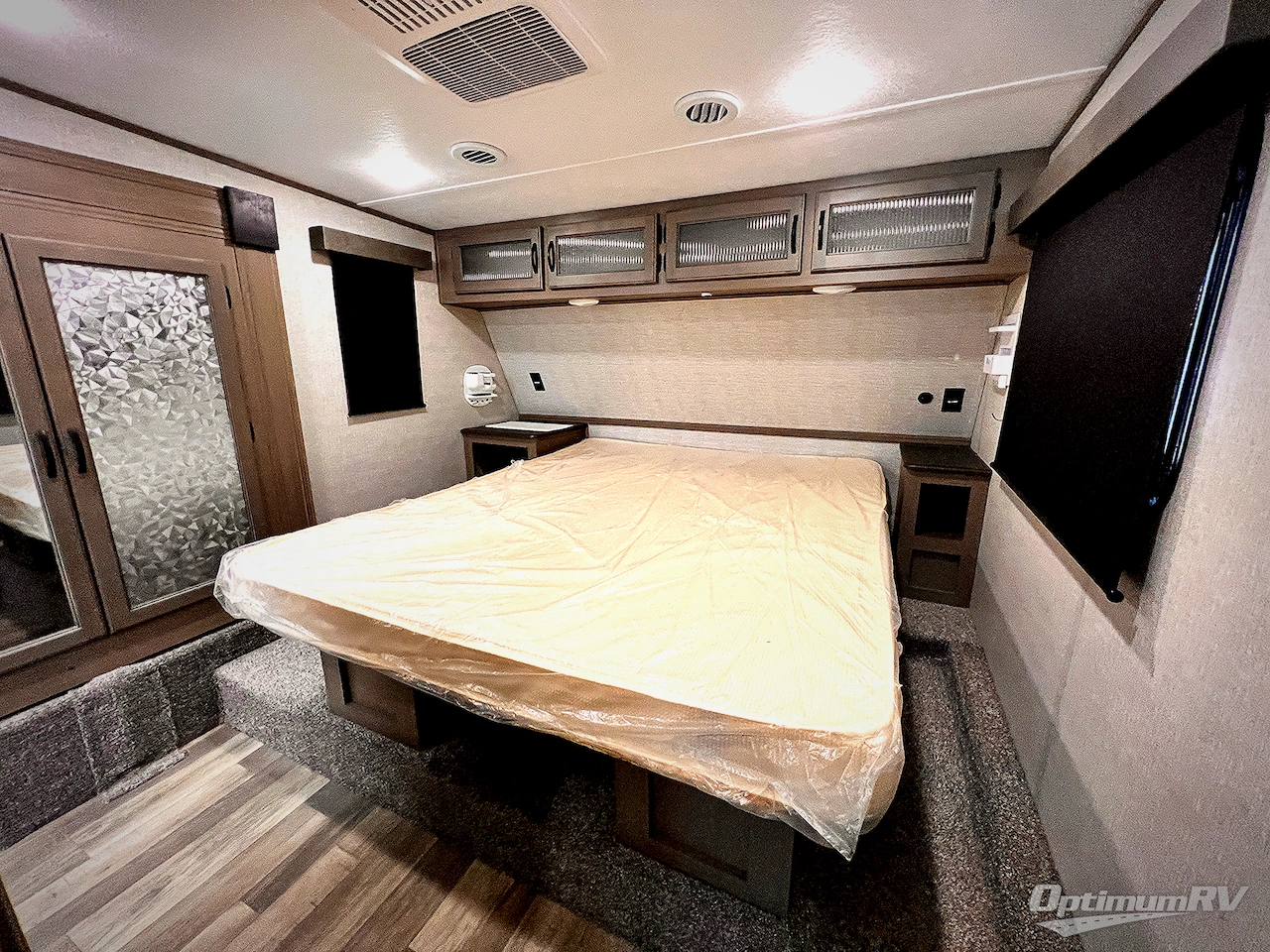 2024 Coachmen Chaparral Lite 30RLS Photo 16