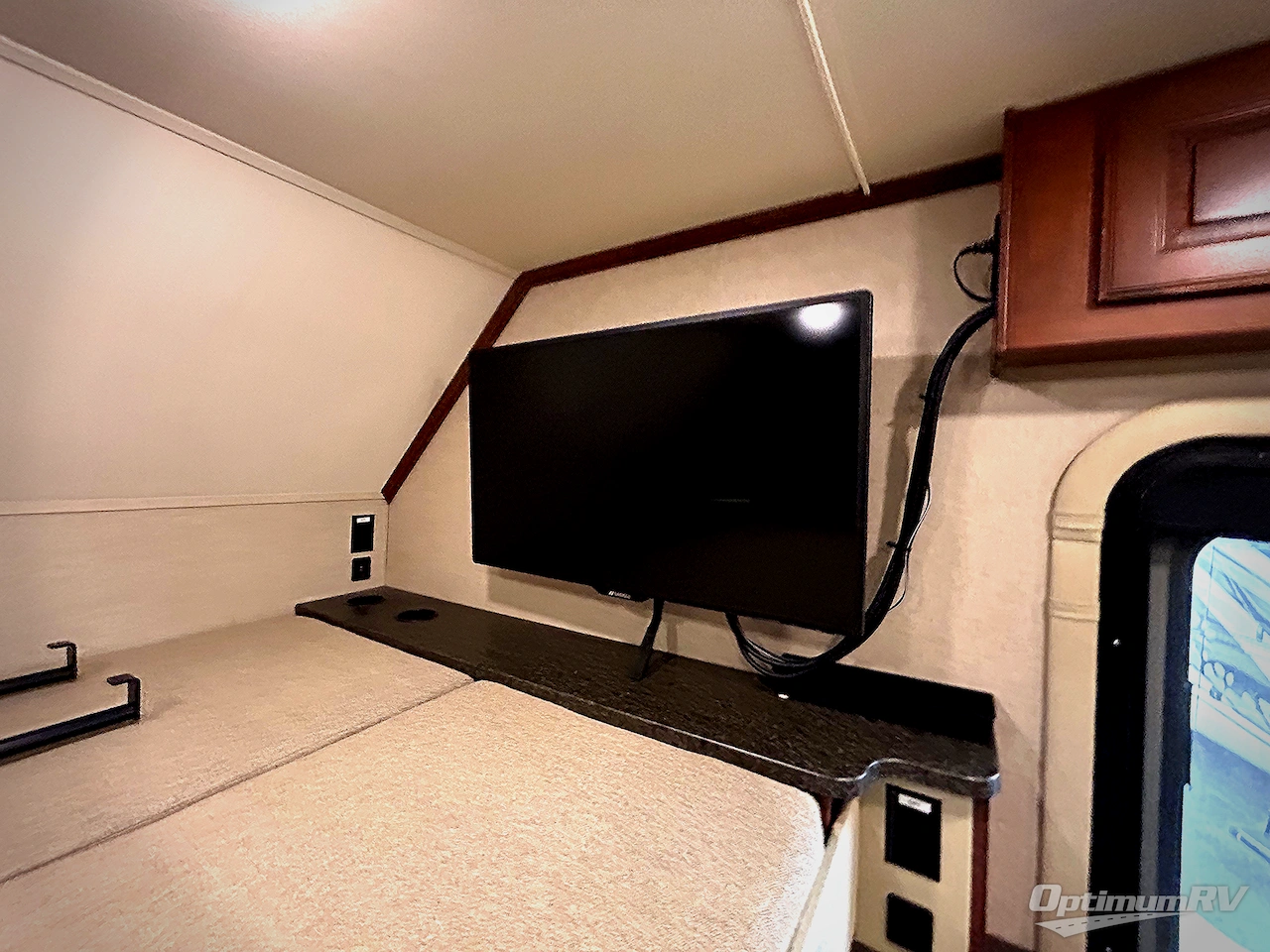 2018 Dynamax Isata 5 36DS Photo 11