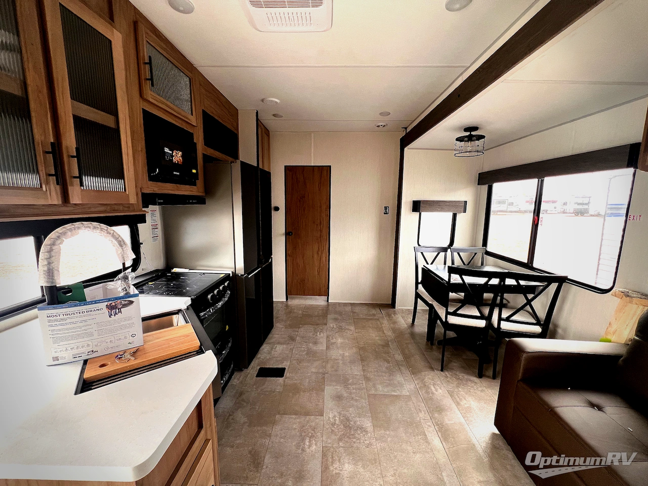 2025 Forest River Cherokee Timberwolf 39HBA Photo 4