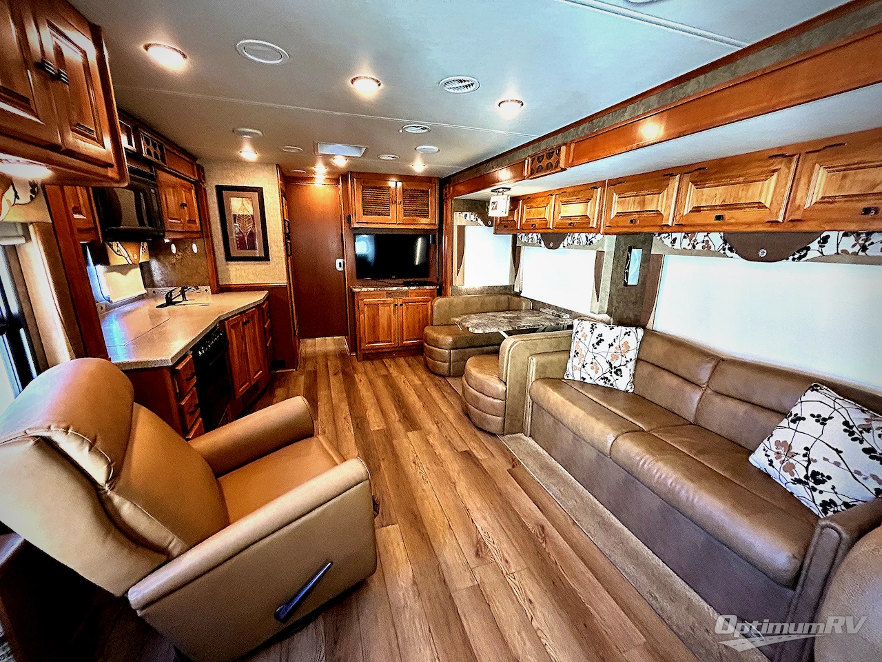 2014 Tiffin Allegro 35 QBA Photo 7