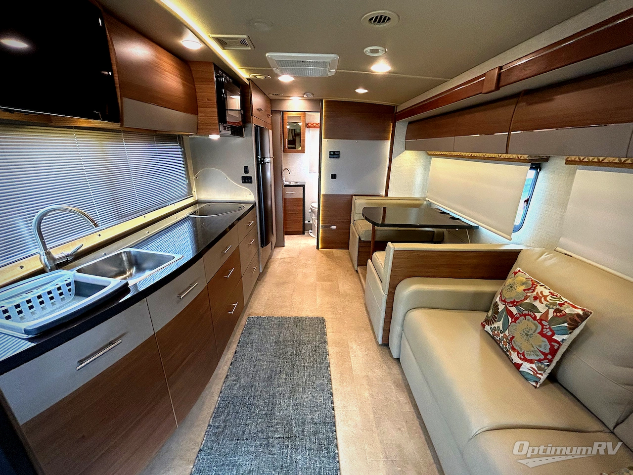 2015 Winnebago View 24M Photo 4