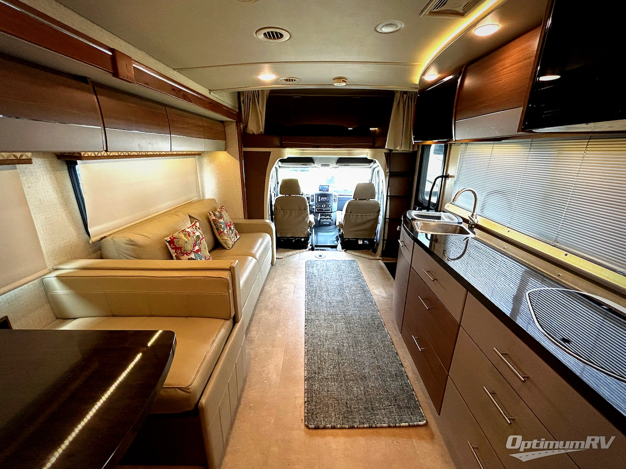 2015 Winnebago View 24M Photo 5