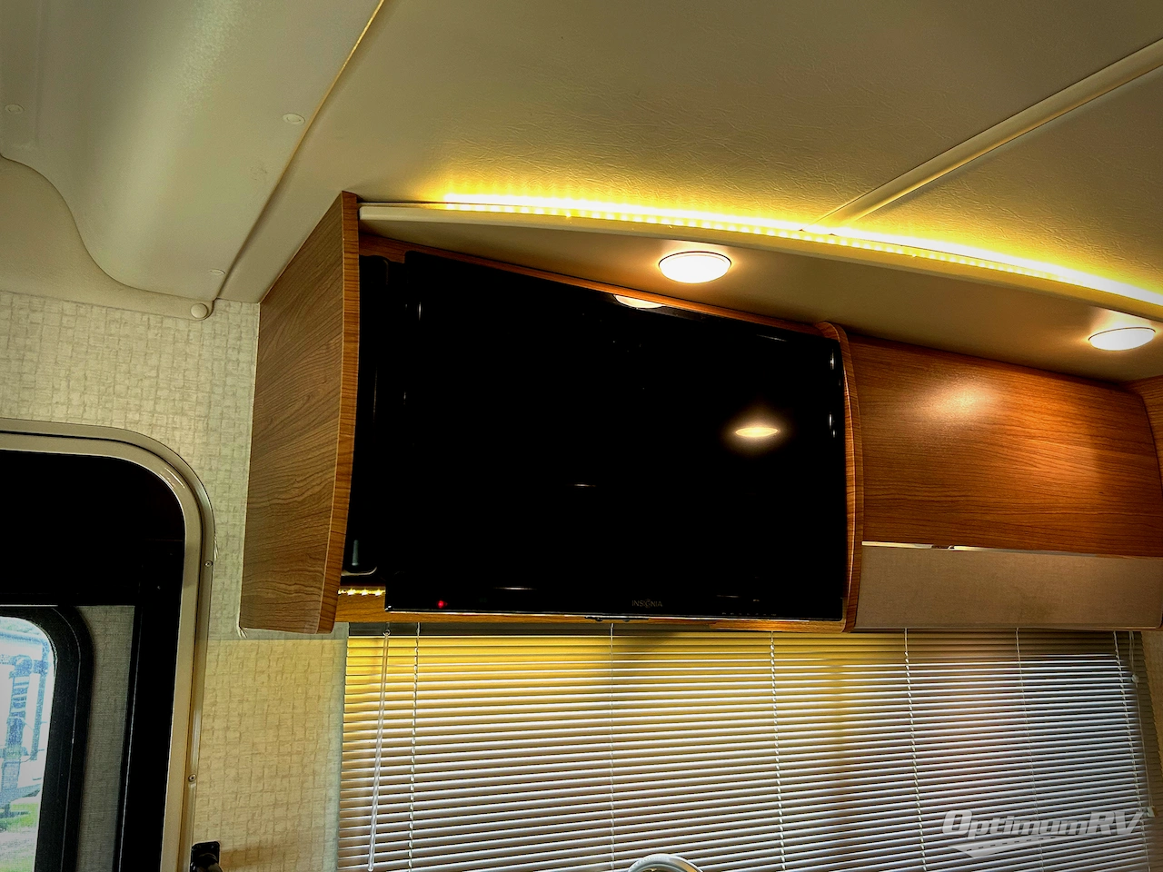 2015 Winnebago View 24M Photo 11