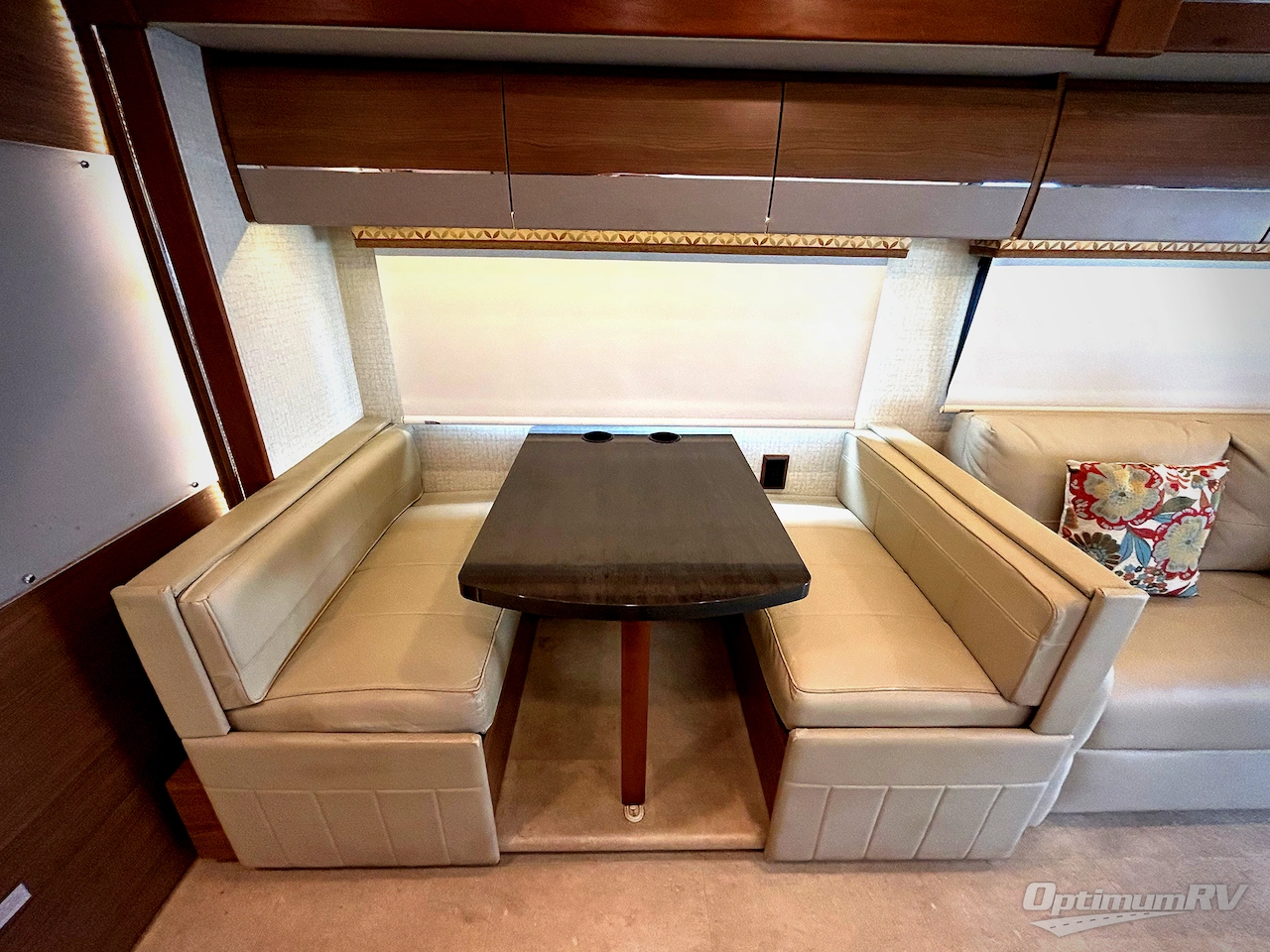 2015 Winnebago View 24M Photo 13