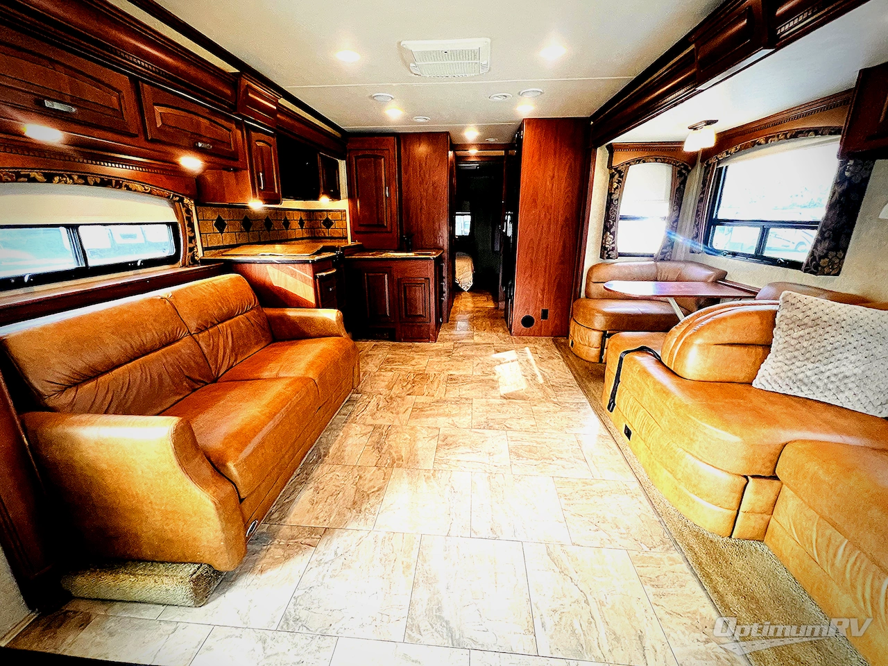 2014 Jayco Seneca 37TS Photo 4