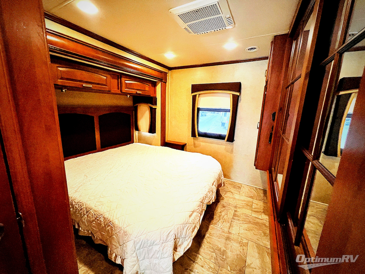 2014 Jayco Seneca 37TS Photo 18