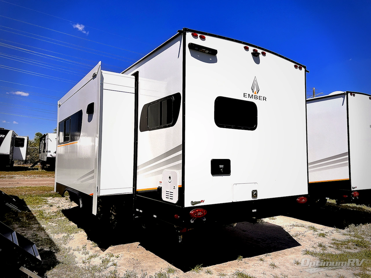 2025 Ember E-Series 22MLQ Photo 2