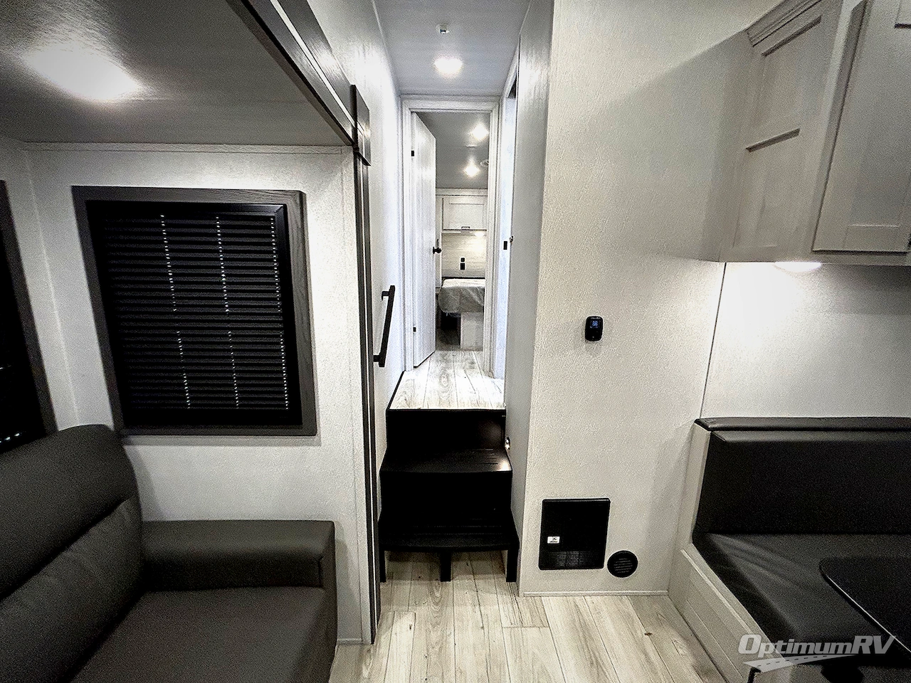 2025 East To West Tandara 22RK Photo 6