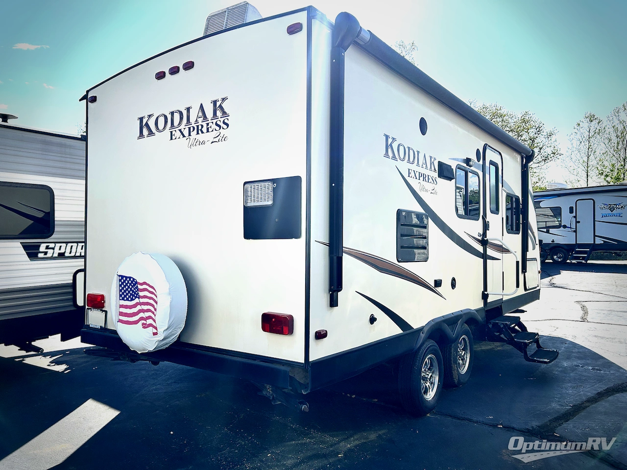 2015 Dutchmen Kodiak 223RBSL Express Photo 2