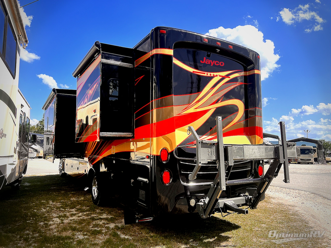 2018 Jayco Seneca 37HJ Photo 3