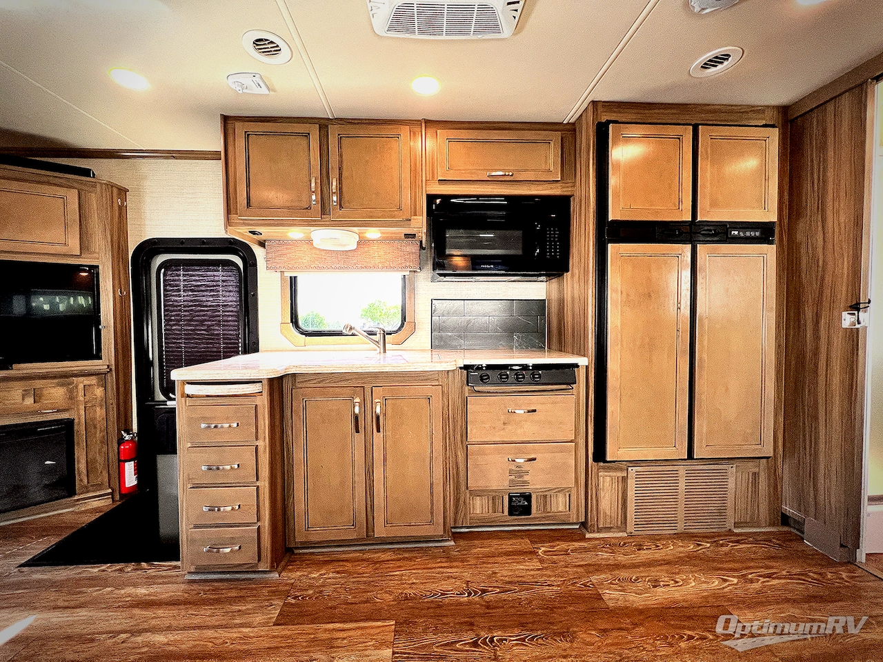 2018 Jayco Seneca 37HJ Photo 10