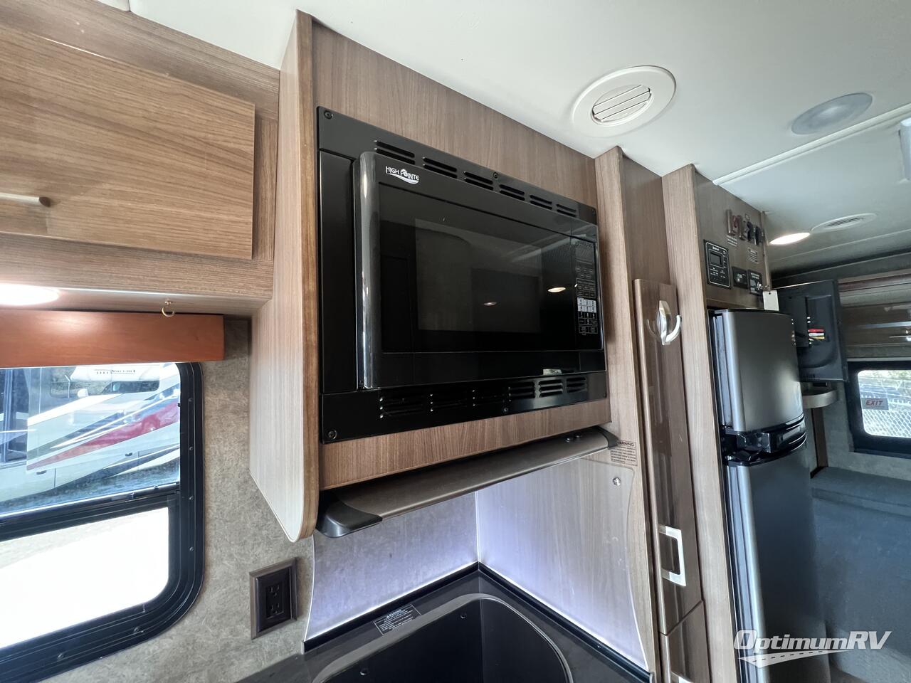 2014 Winnebago View 24G Photo 11