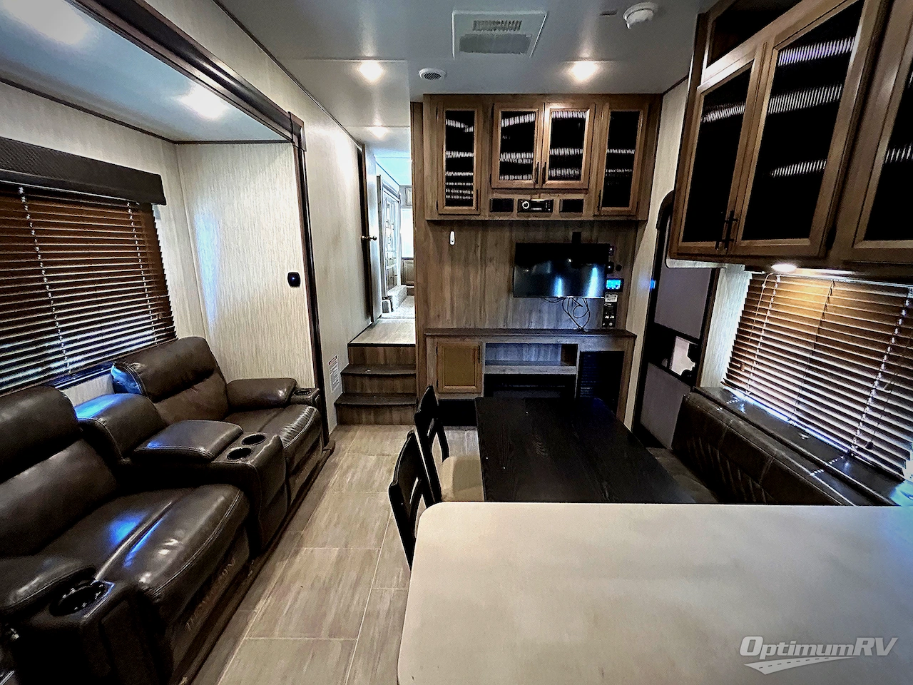 2019 Forest River Vengeance 345A13 Photo 4