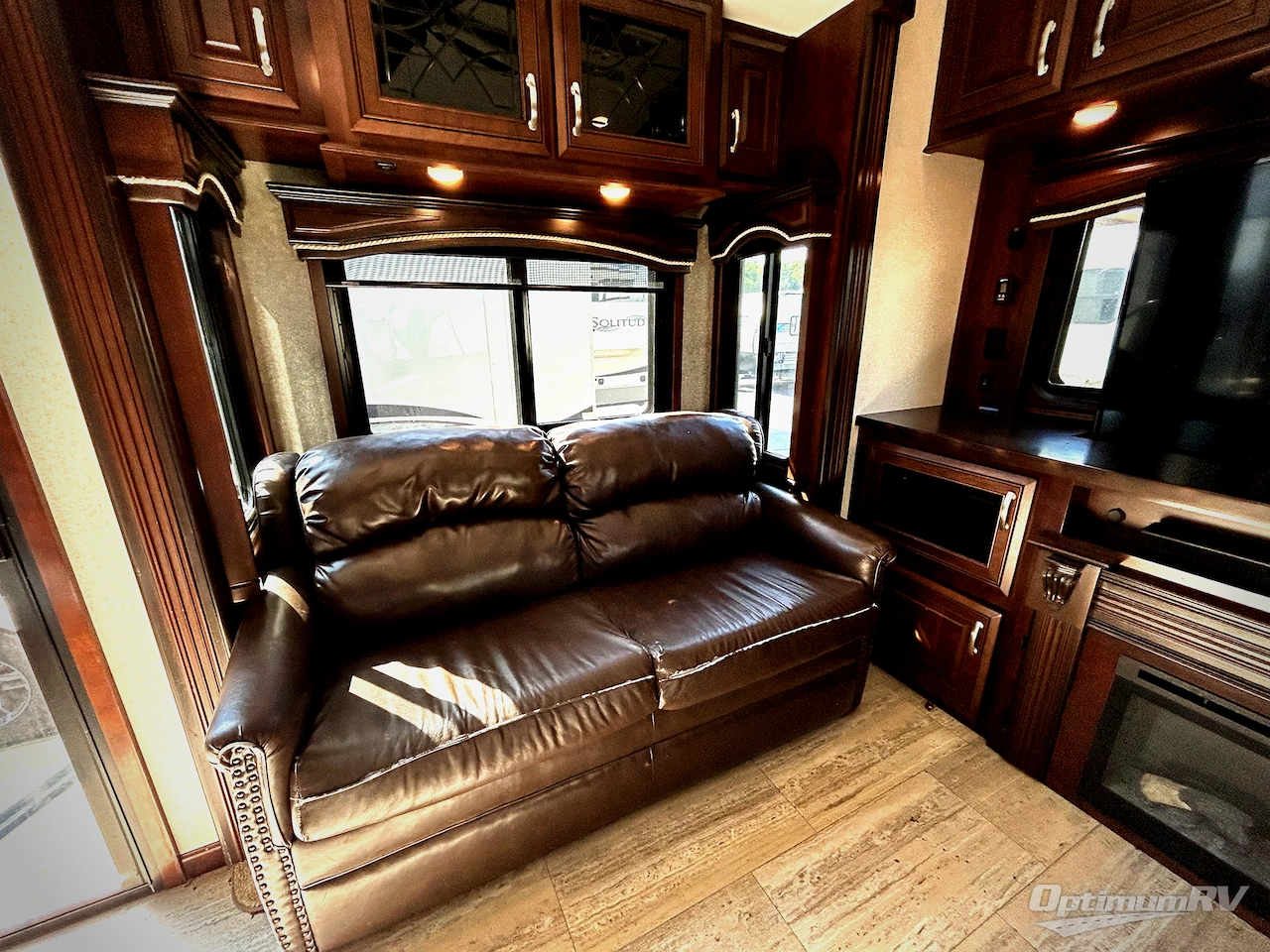 2017 Jayco Designer 39RE Photo 10