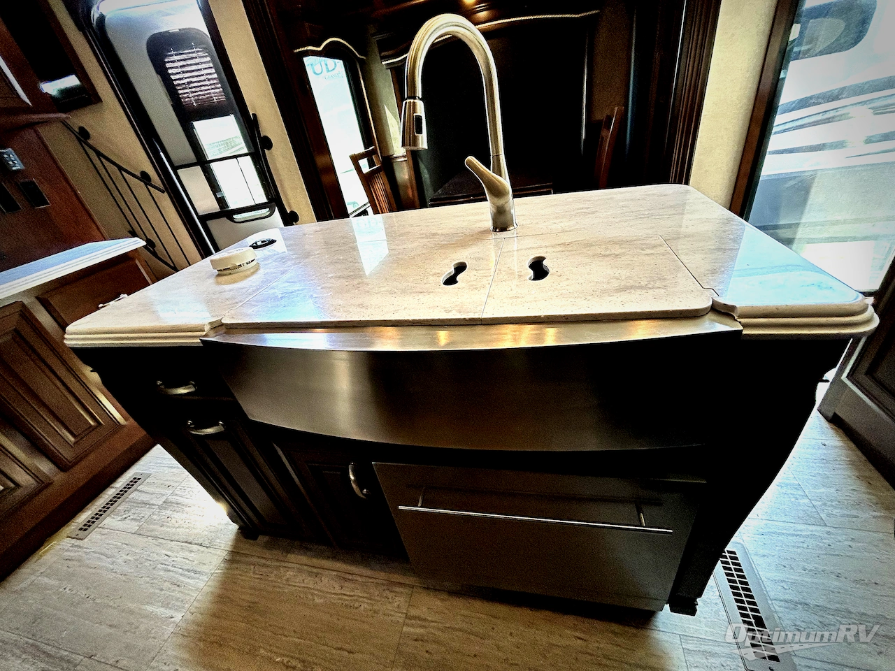 2017 Jayco Designer 39RE Photo 14