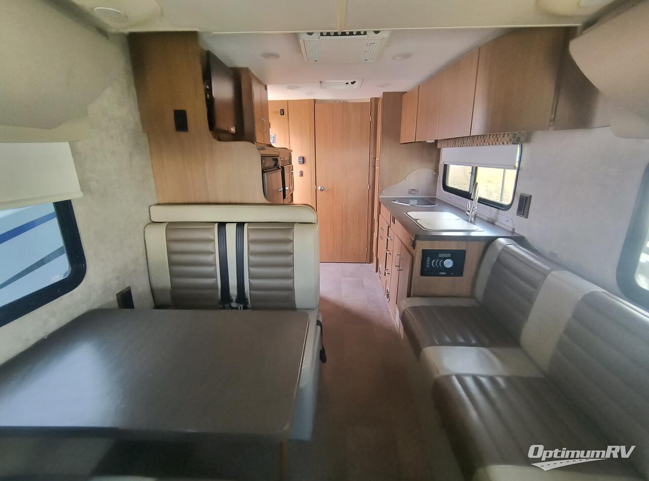 2014 Winnebago Trend 23B Photo 8