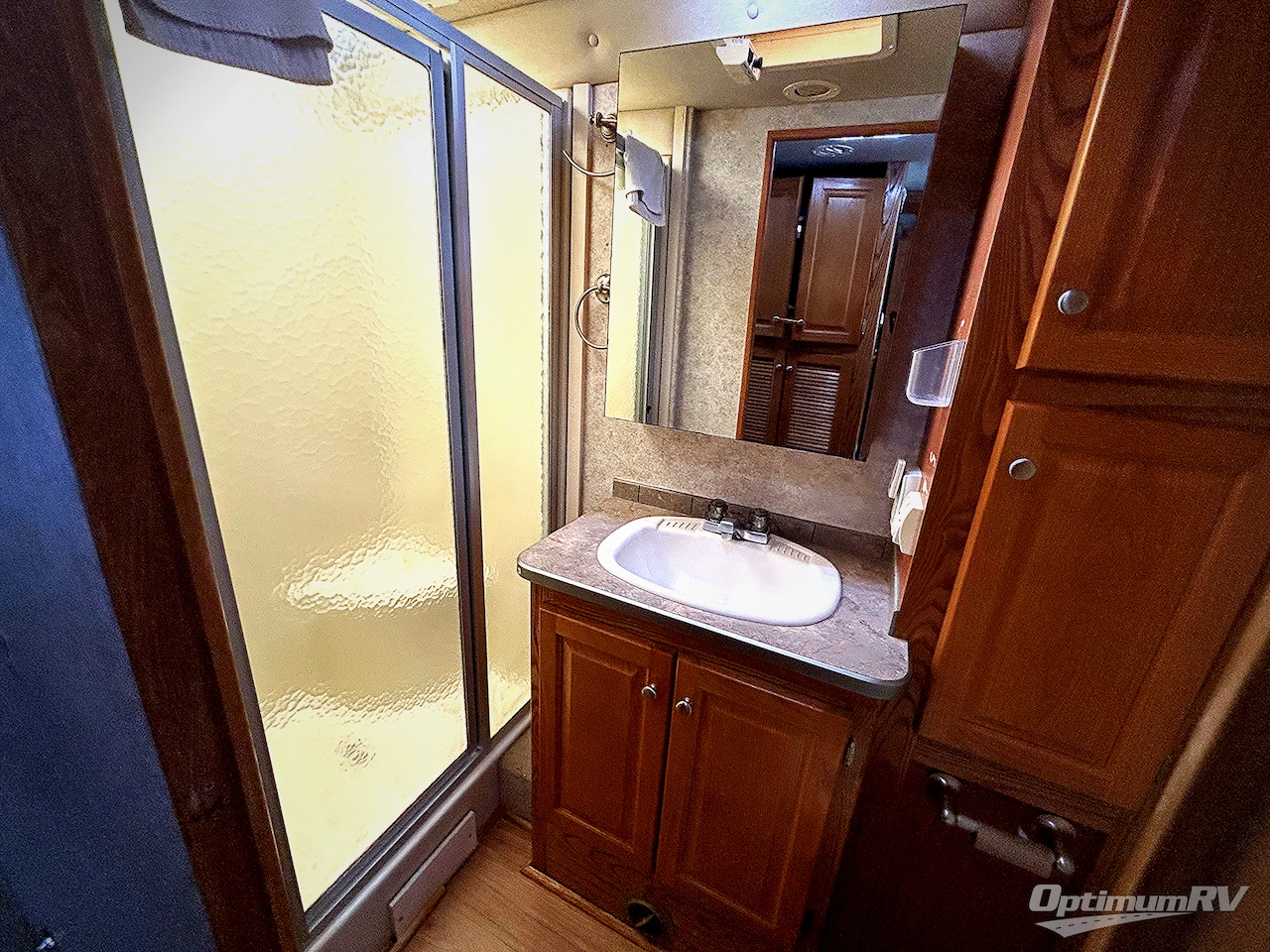 2005 Gulf Stream Crescendo 8386 Photo 13