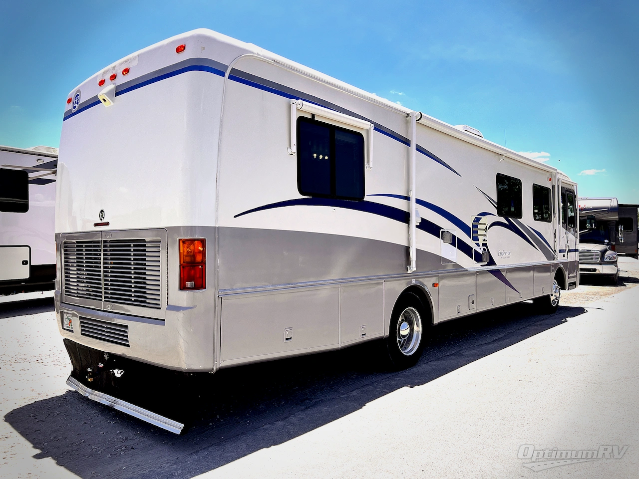 2000 Holiday Rambler Endeavor 38WDS Photo 2