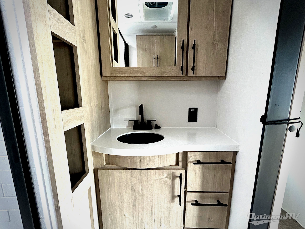 2025 Grand Design Imagine 2670MK Photo 12