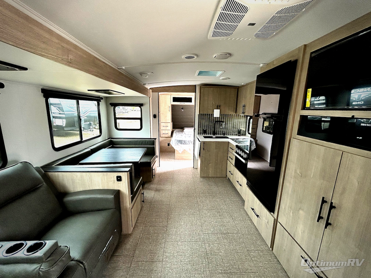 2025 Grand Design Imagine 2800BH Photo 5