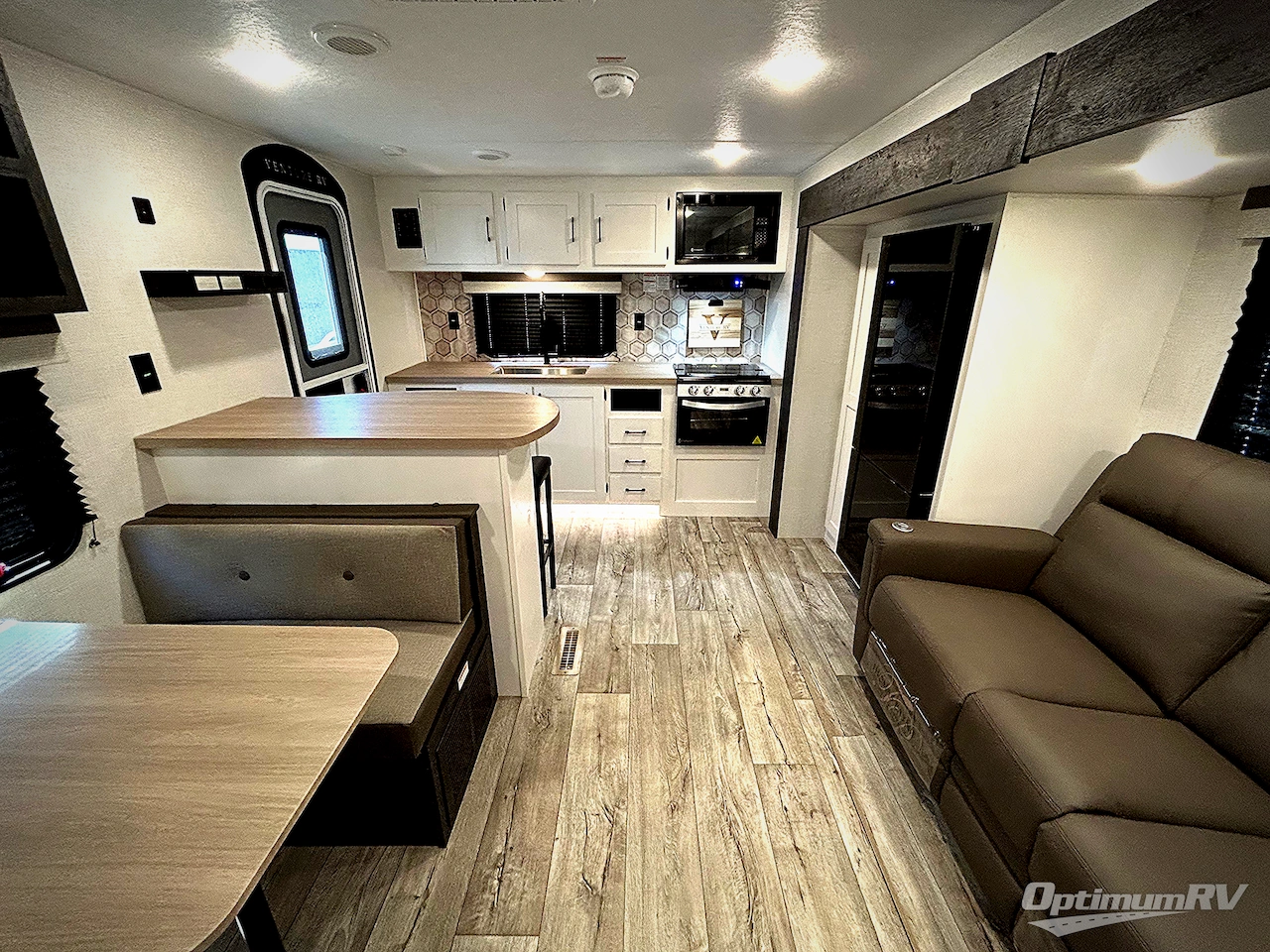 2025 Venture Sienna SA231VRK Photo 2