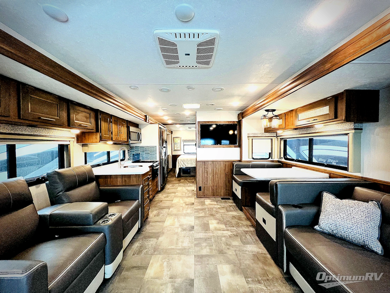 2020 Coachmen Mirada 35OS Photo 2