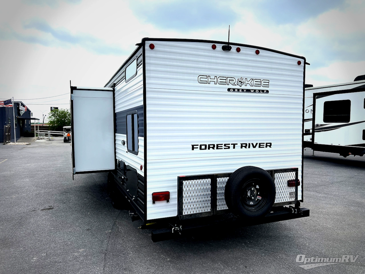 2025 Forest River Cherokee Grey Wolf 26DBH Photo 4