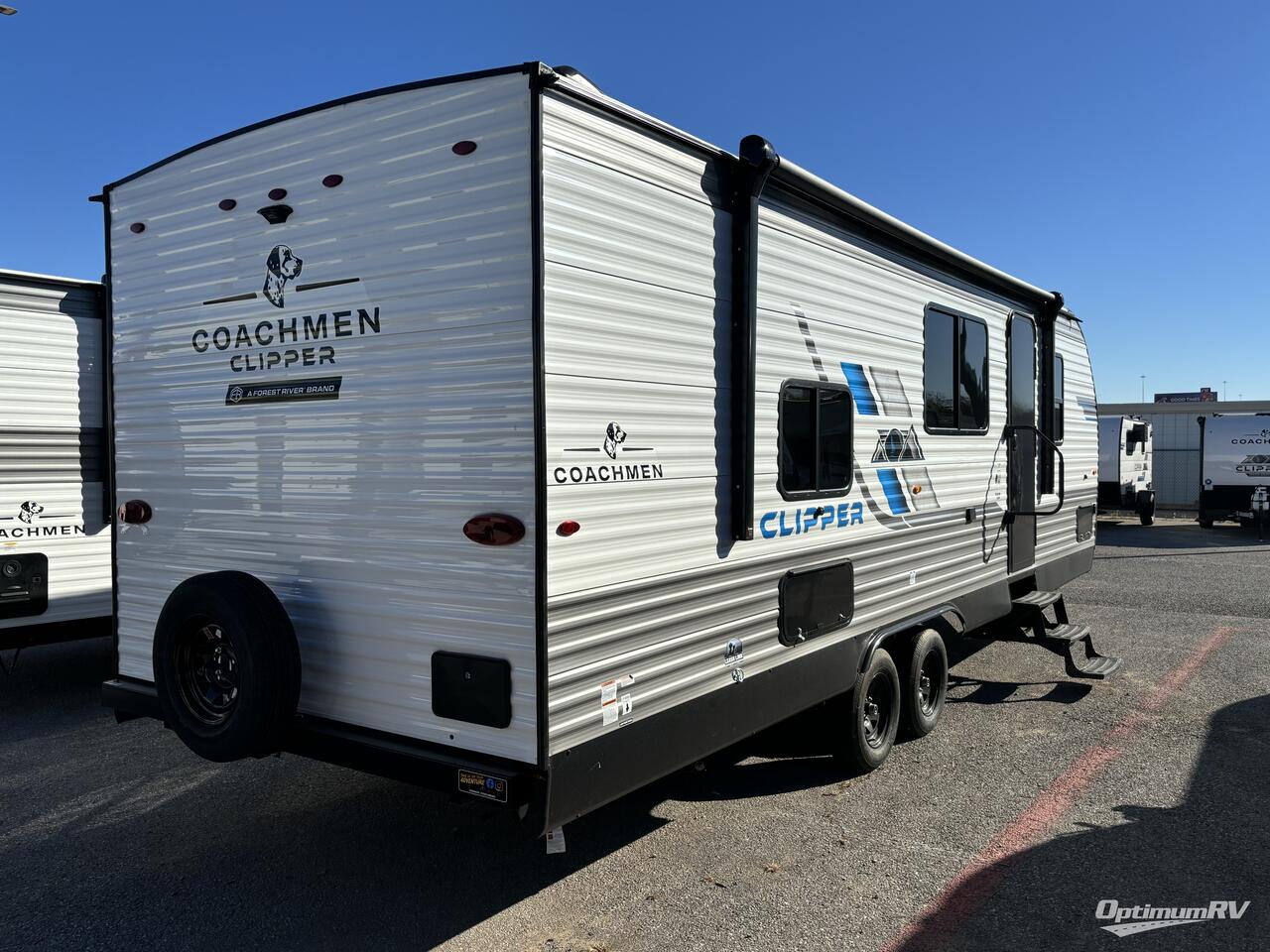 2025 Coachmen Clipper 5K Series 25QBH Photo 2