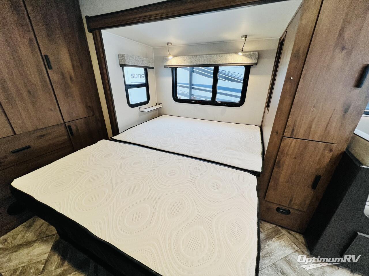 2022 Forest River Sunseeker MBS 2400B Photo 16