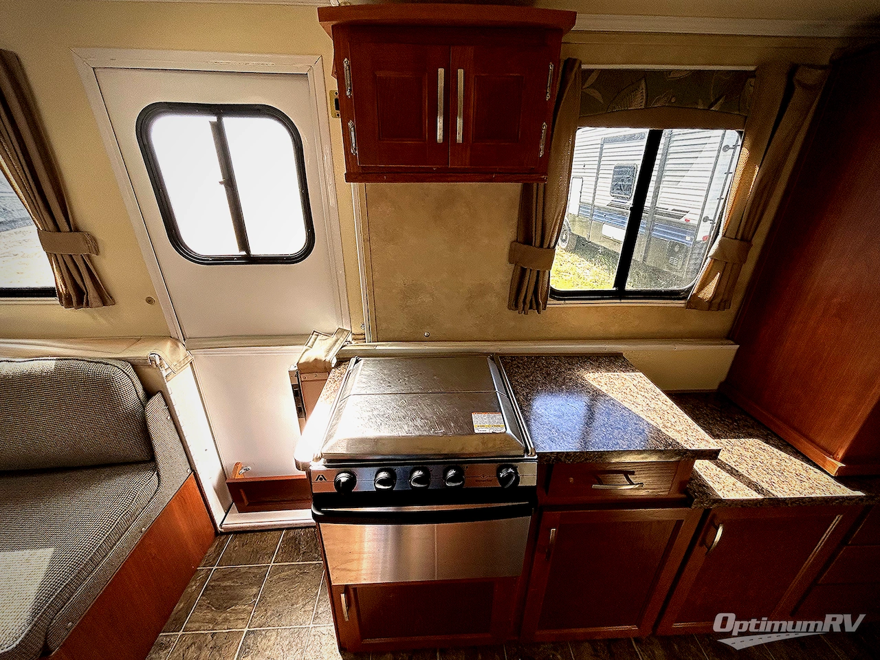 2013 TrailManor Classic Series 2720SD Photo 6
