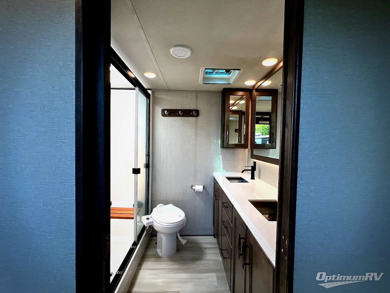 2021 Grand Design Solitude 390RK Photo 11