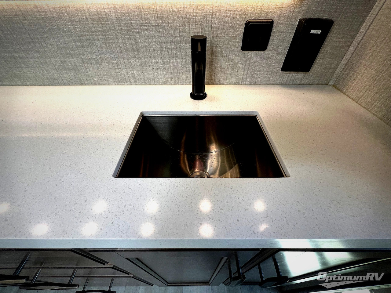 2021 Grand Design Solitude 390RK Photo 13