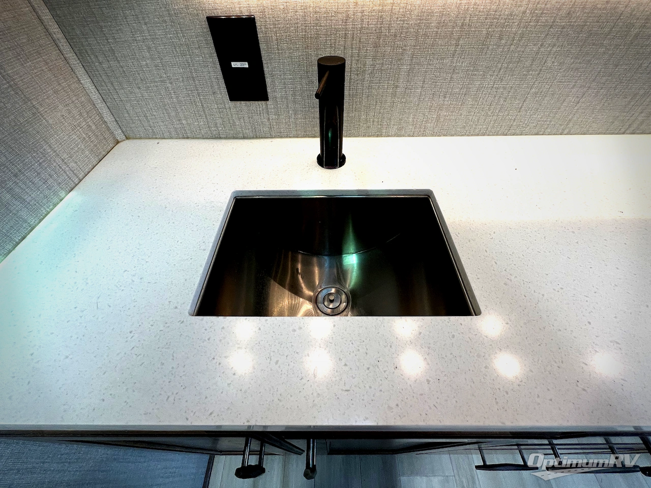 2021 Grand Design Solitude 390RK Photo 14