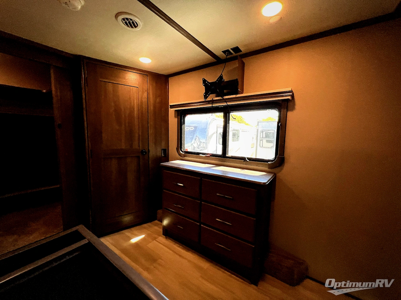 2021 Grand Design Solitude 390RK Photo 19