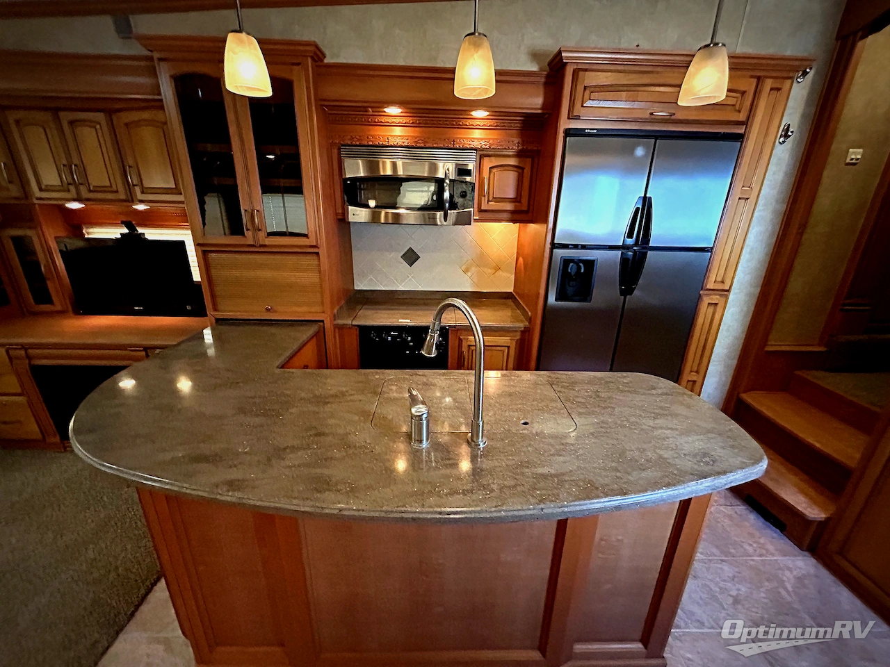 2011 DRV Luxury Suites Mobile Suites 36RSSB3 Photo 6