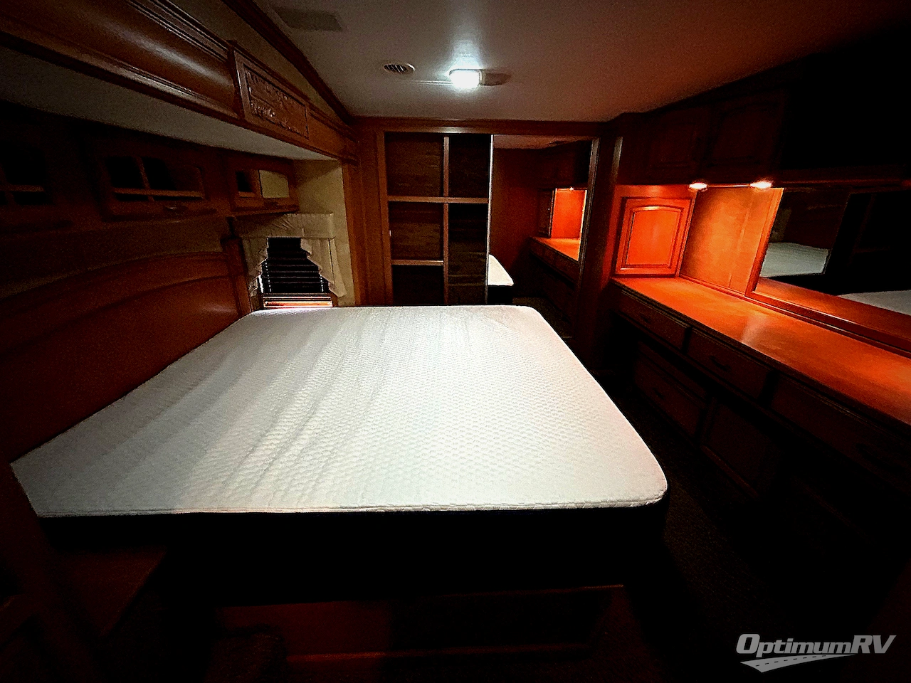 2011 DRV Luxury Suites Mobile Suites 36RSSB3 Photo 8