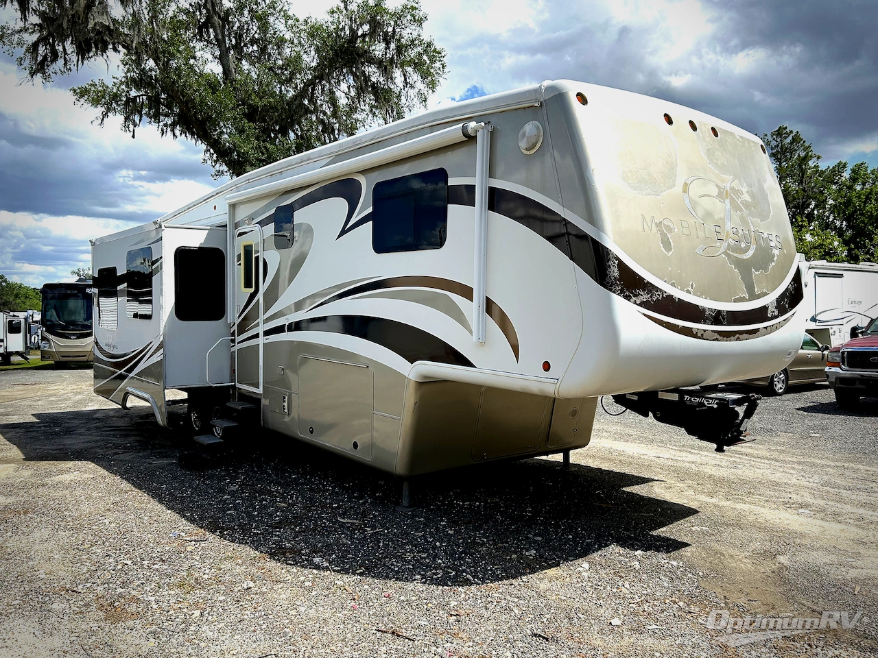 2011 DRV Luxury Suites Mobile Suites 36RSSB3 Photo 1