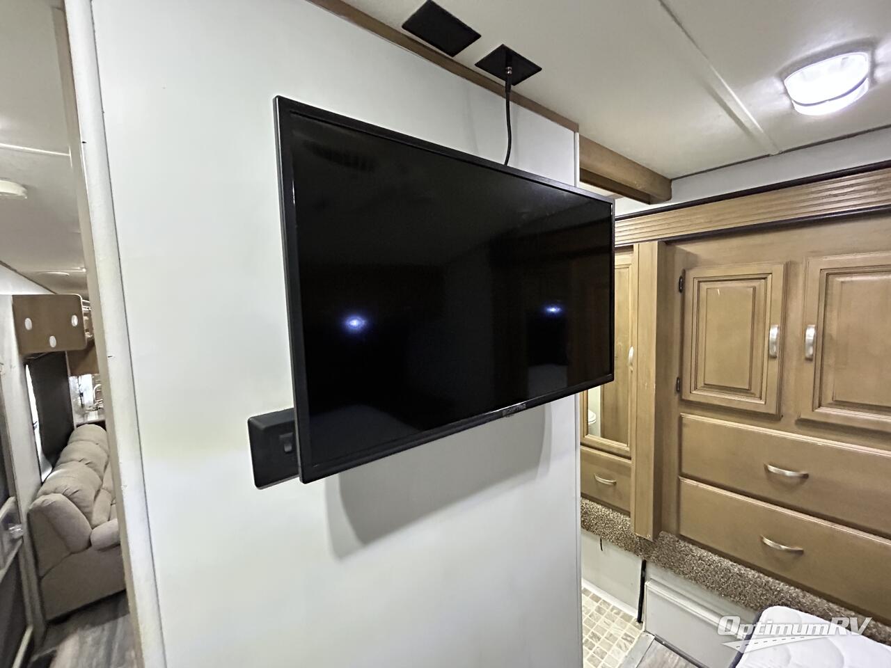 2015 CrossRoads Cruiser Aire CAF28RK Photo 14