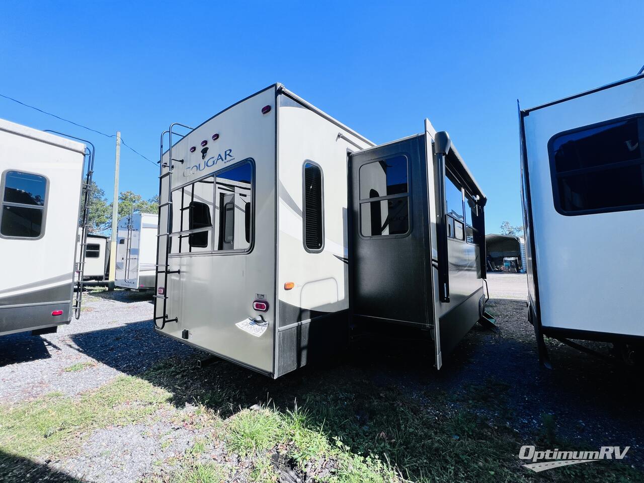 2019 Keystone Cougar 361RLW Photo 3