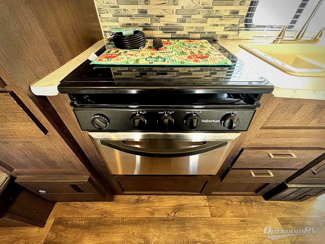 2018 Forest River Wildwood X-Lite 201BHXL Photo 8