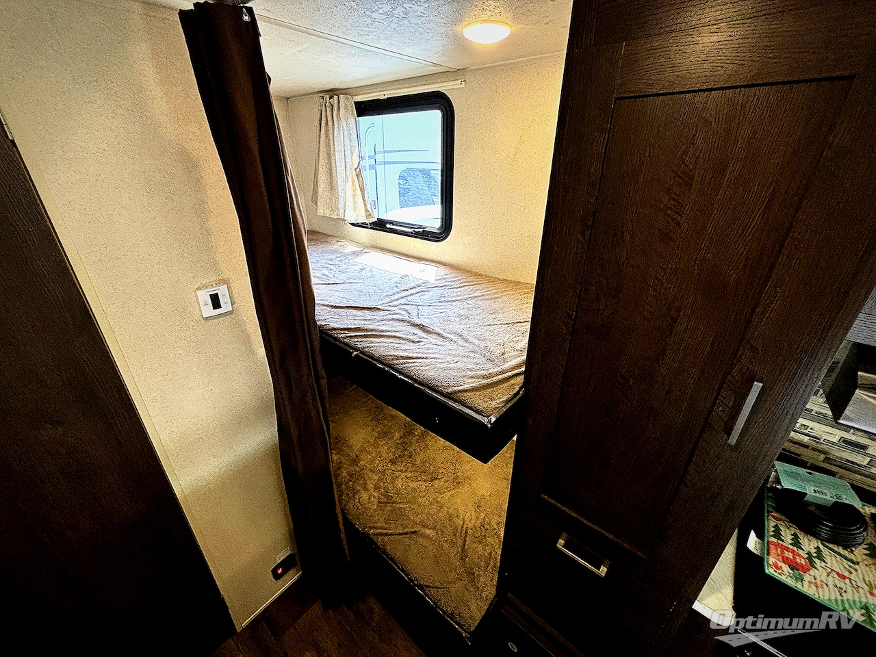 2018 Forest River Wildwood X-Lite 201BHXL Photo 13