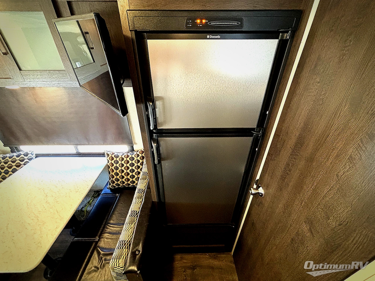 2018 Forest River Wildwood X-Lite 201BHXL Photo 9