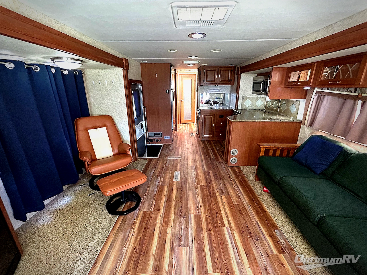 2012 Forest River Georgetown XL 378TS Photo 4