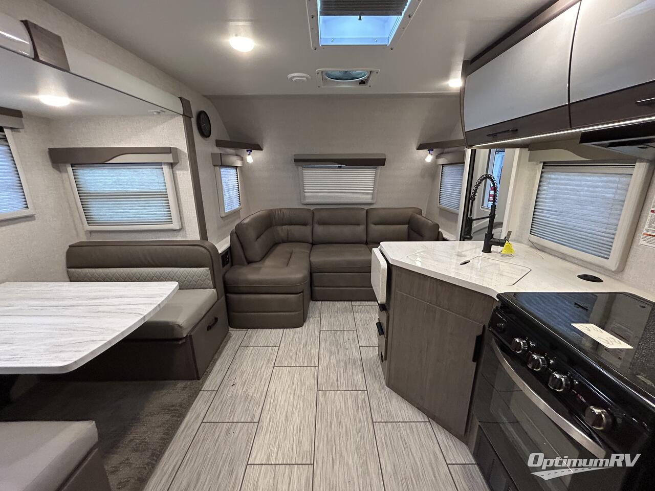 2025 Lance Lance Travel Trailers 2465 Photo 5