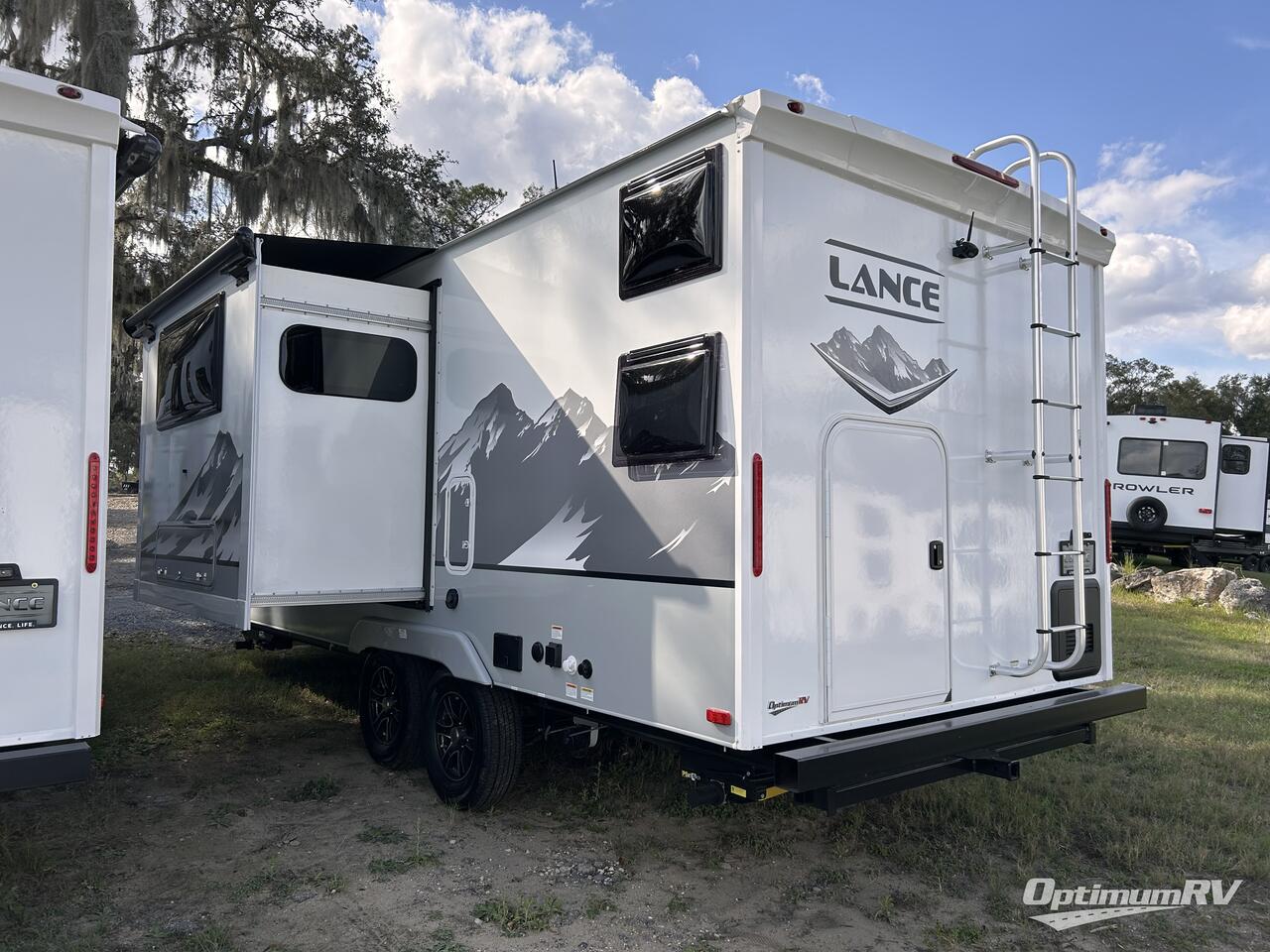 2025 Lance Lance Travel Trailers 2185 Photo 3