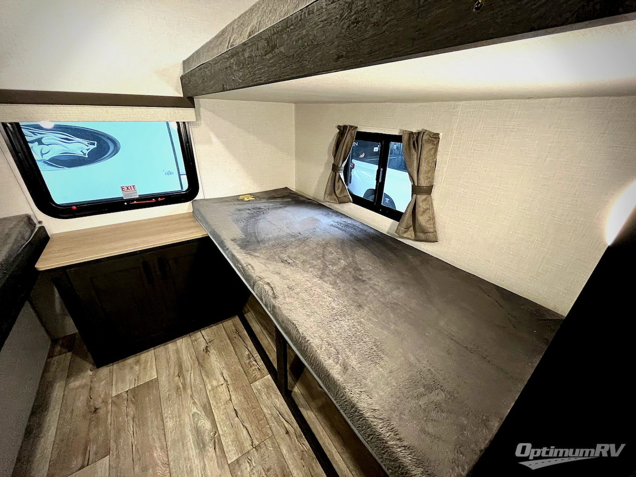 2025 Venture Sienna SA281VQB Photo 26