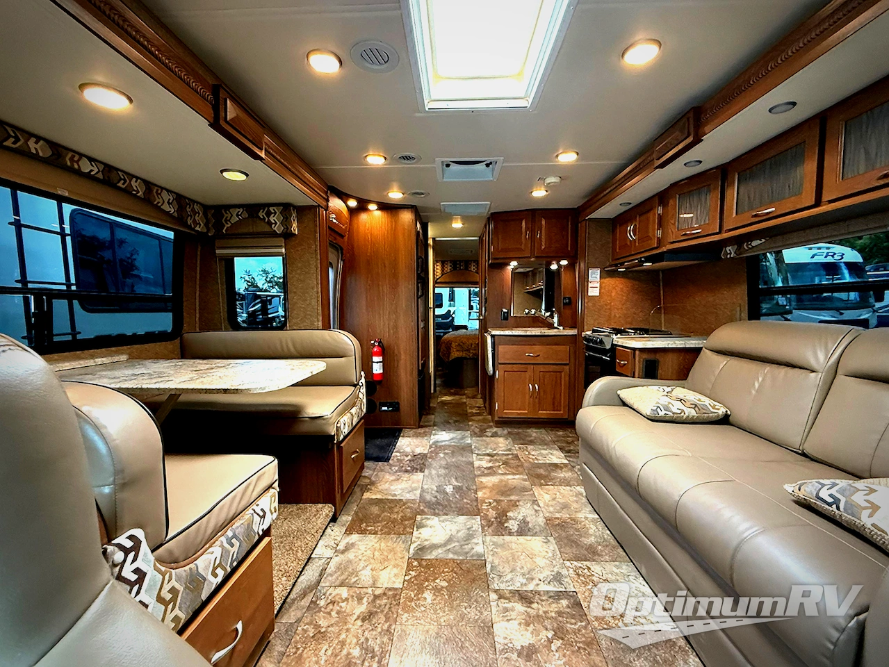 2014 Coachmen Concord 300TS Ford Photo 4