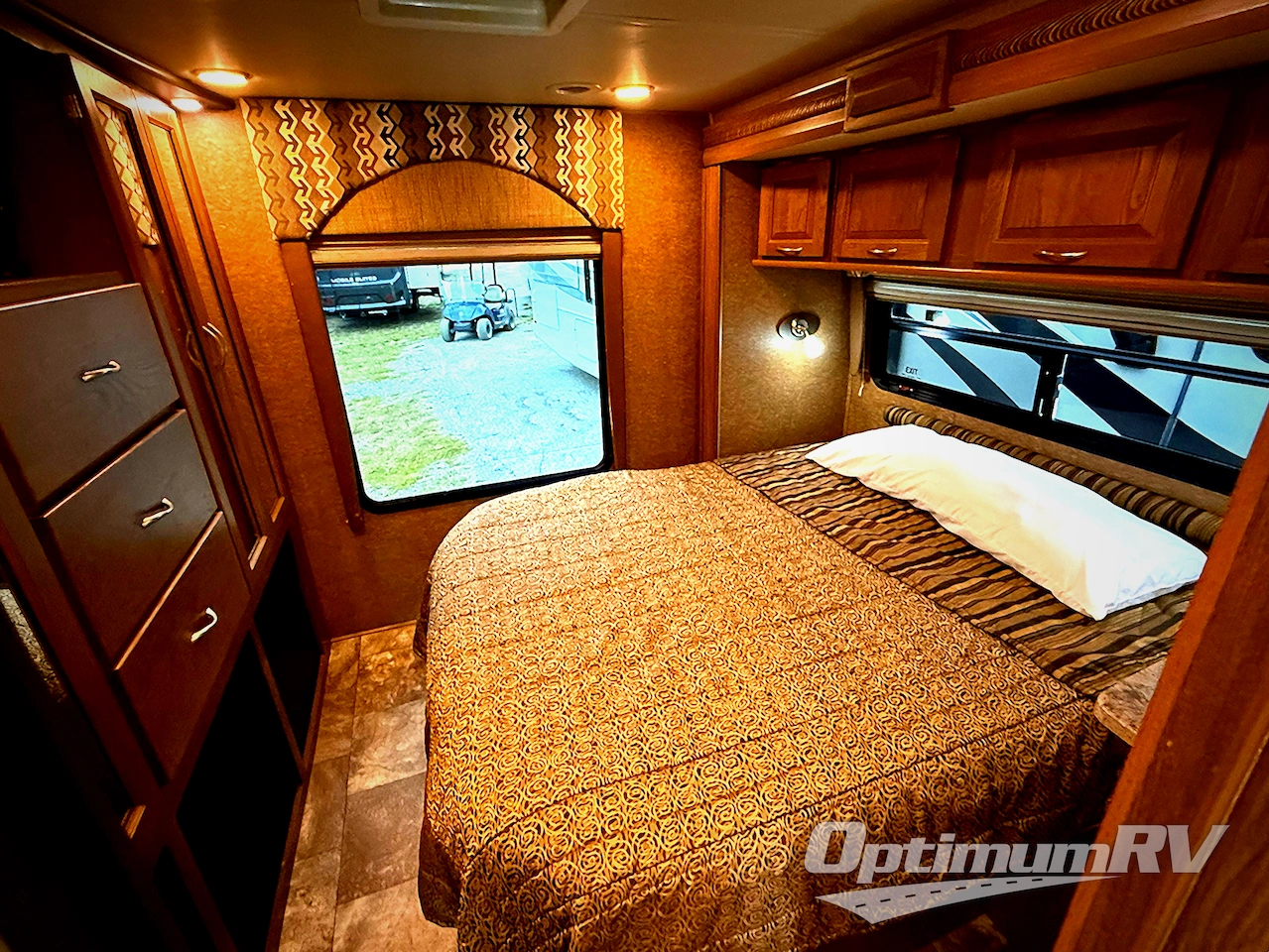 2014 Coachmen Concord 300TS Ford Photo 12