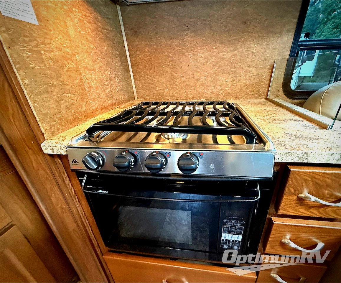 2014 Coachmen Concord 300TS Ford Photo 11