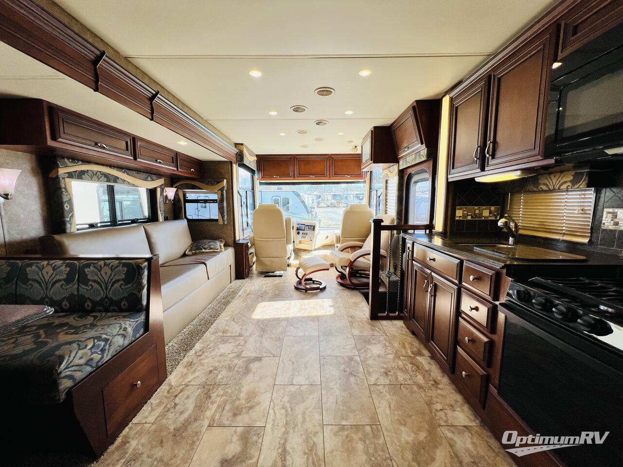 2015 Newmar Canyon Star 3953 Photo 4